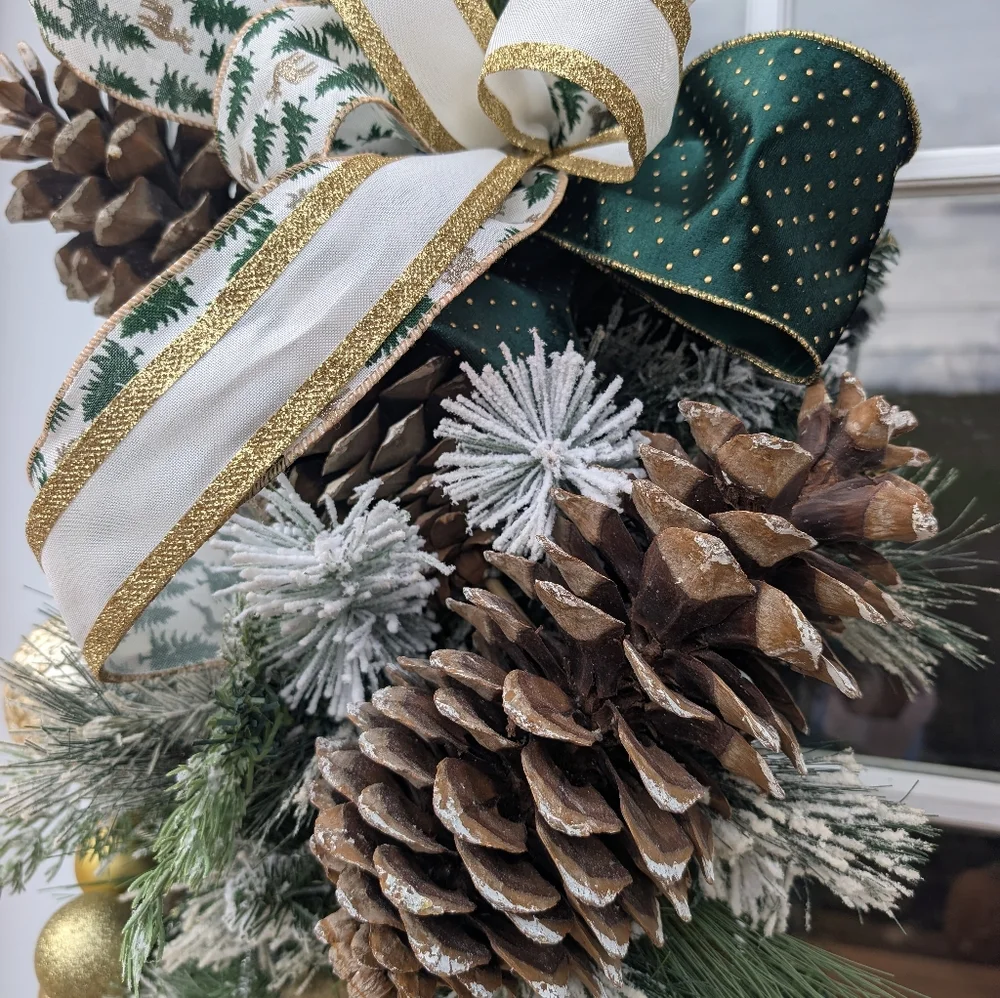 Elegant, Chic Emerald Green & Gold Door Swag